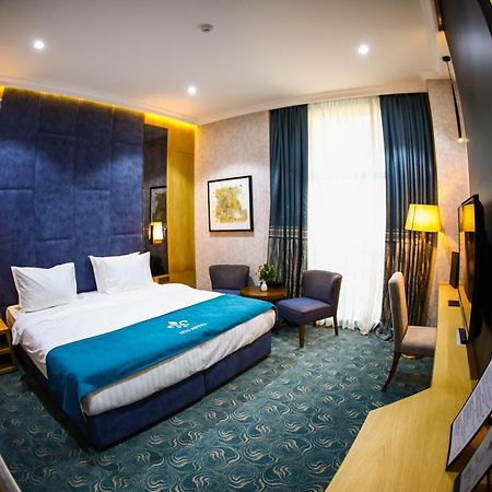 Iris Hotel Baku - Halal Hotel Eksteriør billede